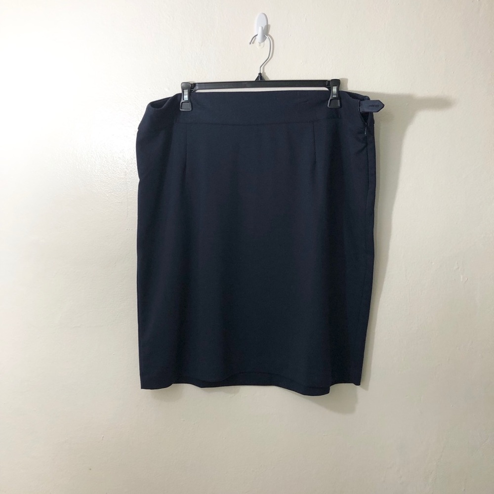 Navy blue skirt